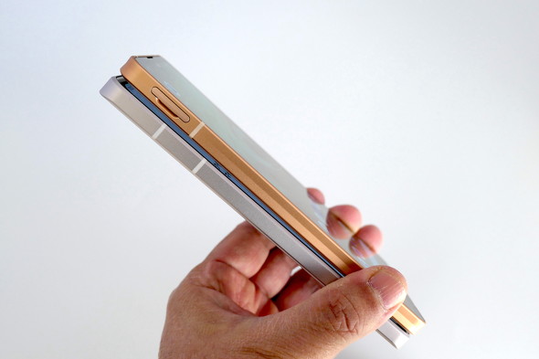 AQUOS sense7